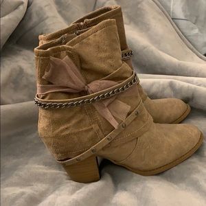 JellyPop Zip Up Boots